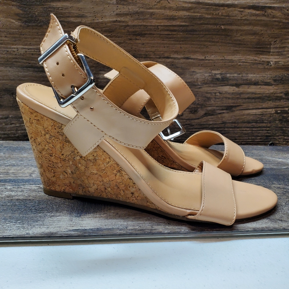Womens Express‎ Wedge Heels heel strap tan/brown size 8